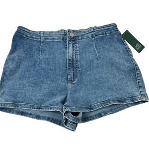 Wild Fable Women's Medium Wash Super-High Rise Jean Shorts - Size 6 - NWT